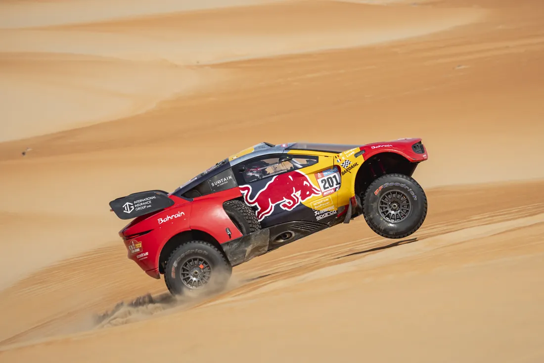 Otra etapa más para Sébastien Loeb en la llegada del Dakar al 'Empty Quarter'
