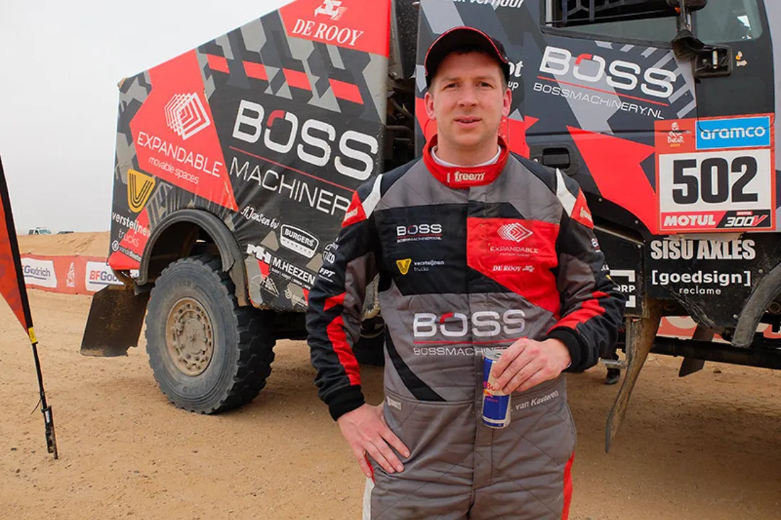 Yazeed Al-Rajhi manda en la séptima etapa del Dakar, exclusiva para coches y camiones