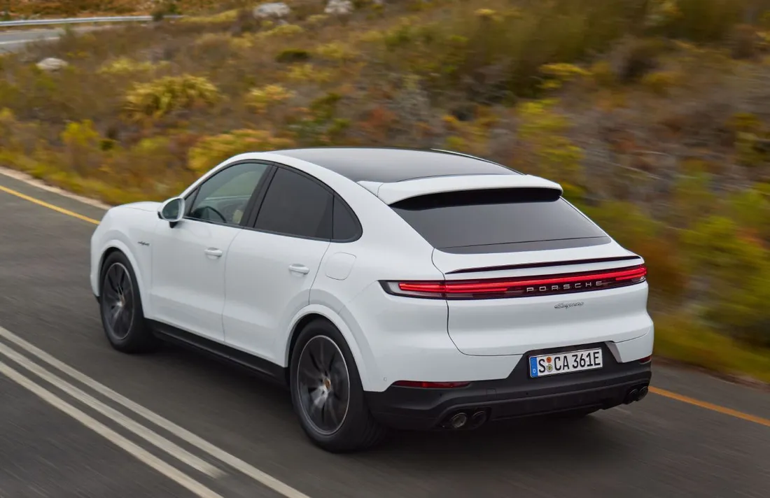 El renovado Porsche Cayenne Coupé se presenta más sofisticado, tecnológico y eficiente