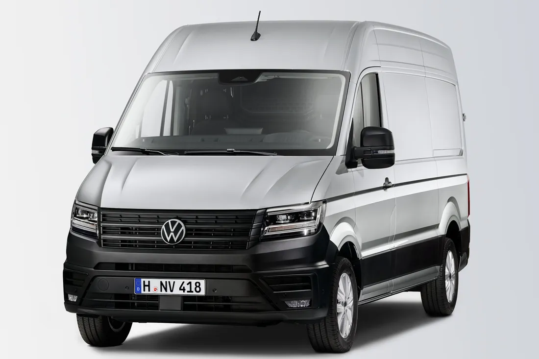 https://cdn-images.motor.es/image/m/1100w.webp/fotos-noticias/2024/03/volkswagen-crafter-2024-2024101045-1710932459_1.jpg