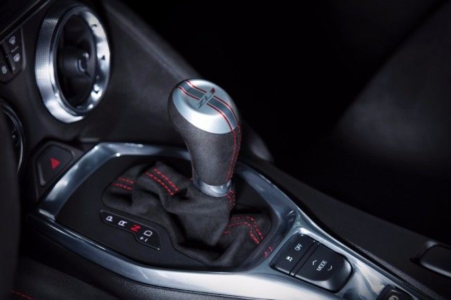 chevrolet-camaro-zl1-cambio-automatico-1