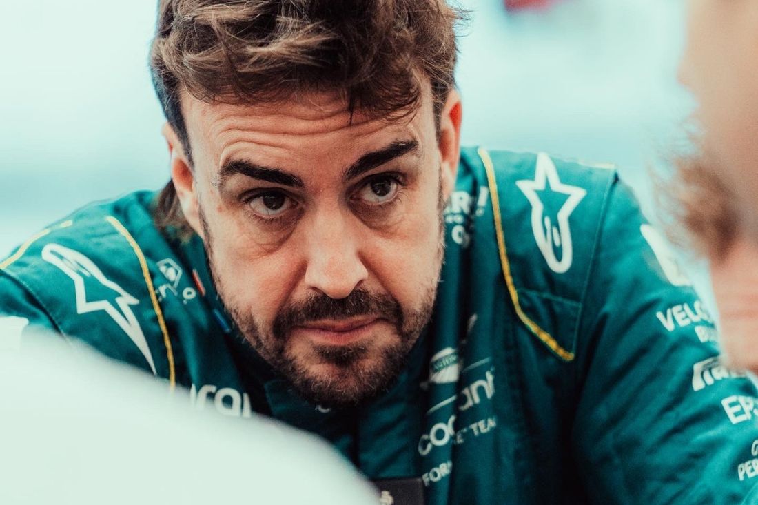 Aston Martin F1 Fernando Alonso Kappe 2024 – Unisex, Einheitsgröße, 100% Polyester – Offizielles Fan-Merch
