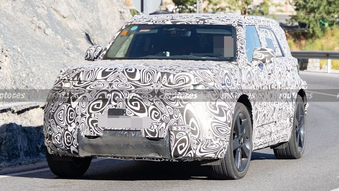 El giro inesperado de Land Rover, su nuevo SUV no será tan eléctrico ...