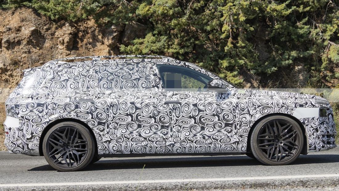 audi-q9-2026115071-1782925813_9.jpg