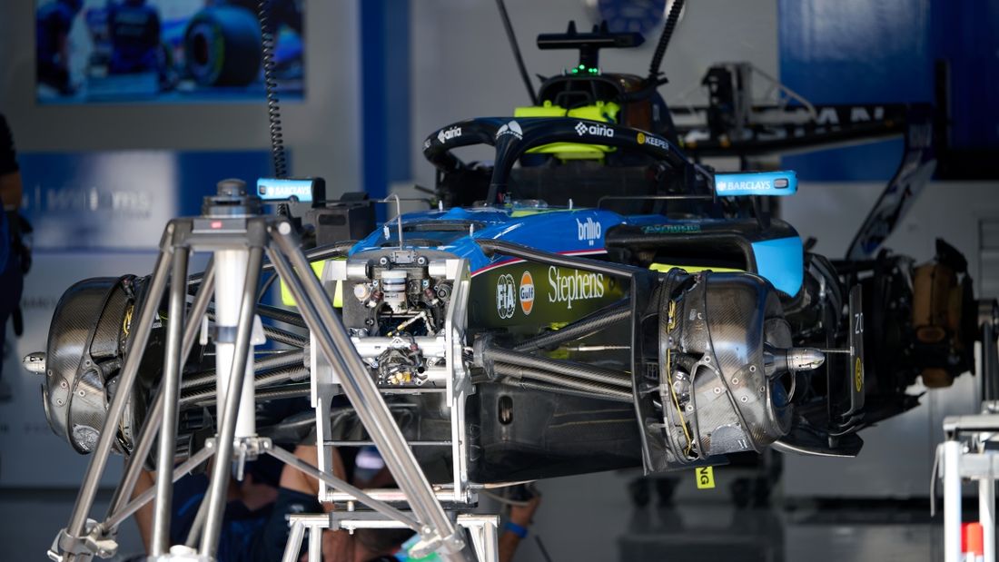 Williams FW48