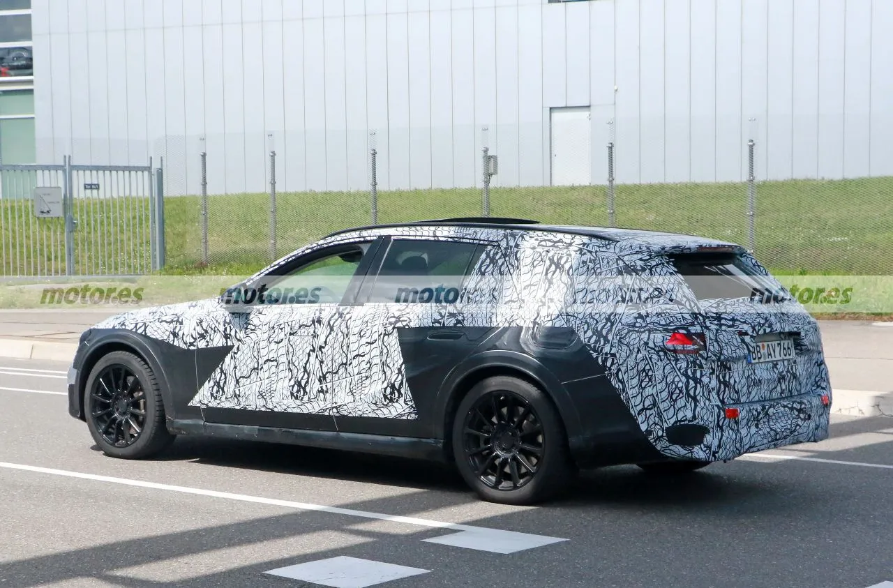 2024 Mercedes E-Class All-Terrain Spy Image