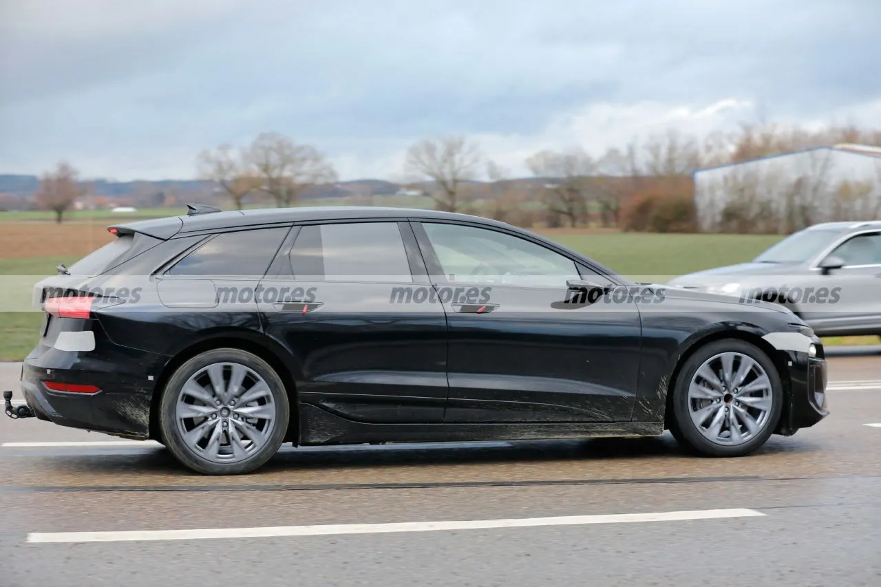 audi-a6-avant-e-tron-fotos-espia-2025-20