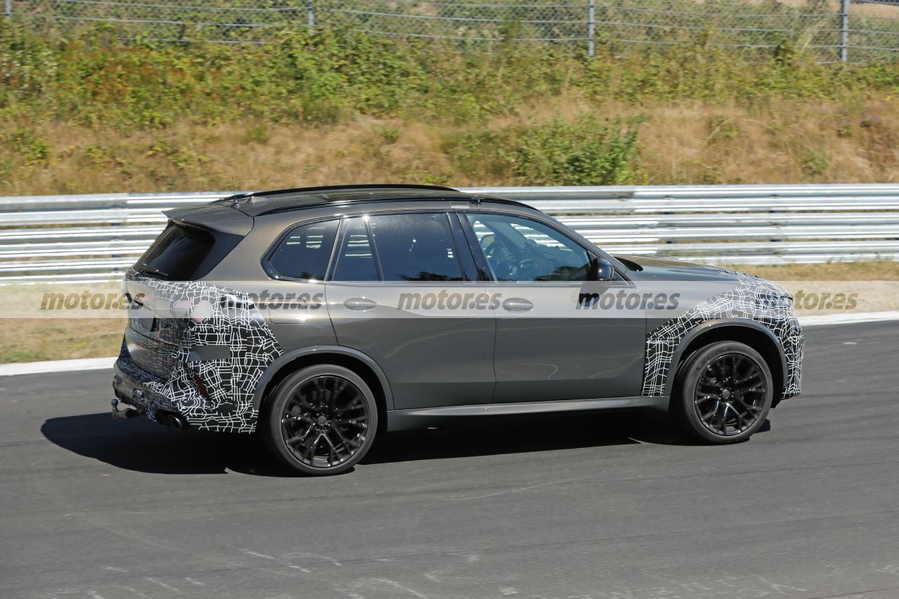 bmw-x5-m-facelift-2023-fotos-espia-nurburgring-202289059-1660302728_8.jpg