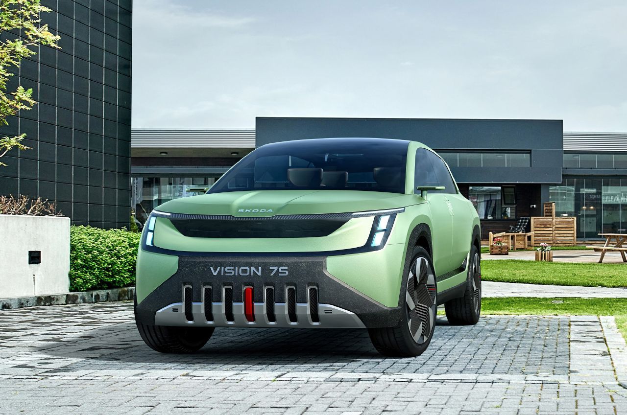 skoda-vision-7-202289449-1661882933_3.jpg