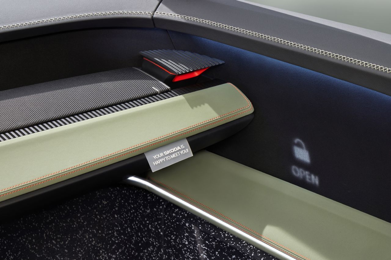 skoda-vision-7-202289449-1661883035_20.jpg
