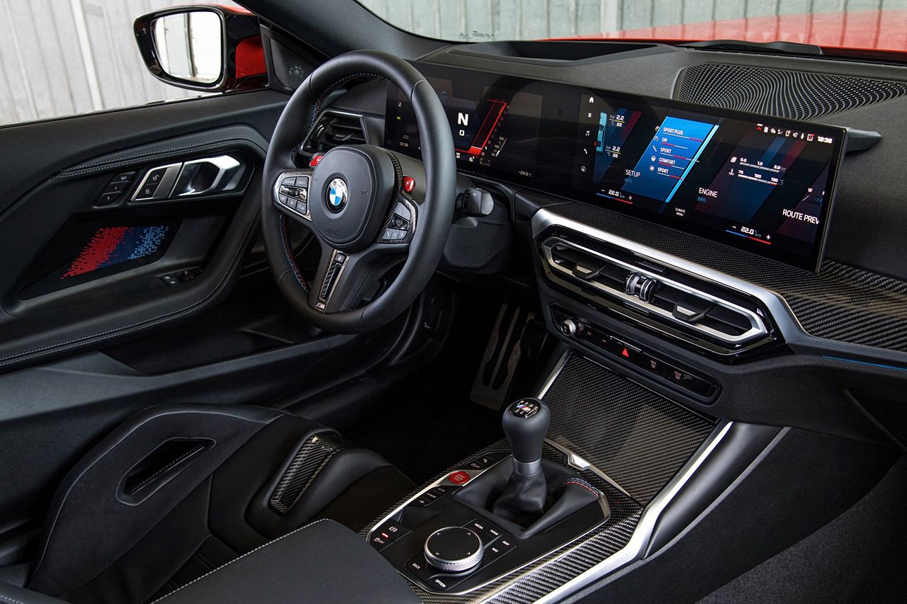 BMW M2 Coupé 2023 - interior