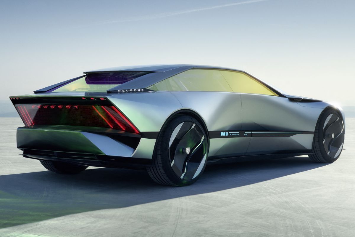 peugeot-inception-concept-202292052-1672964184_6.jpg