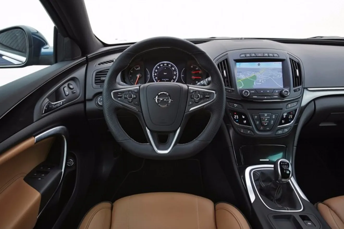 Opel Insignia Innovative Edition - interior