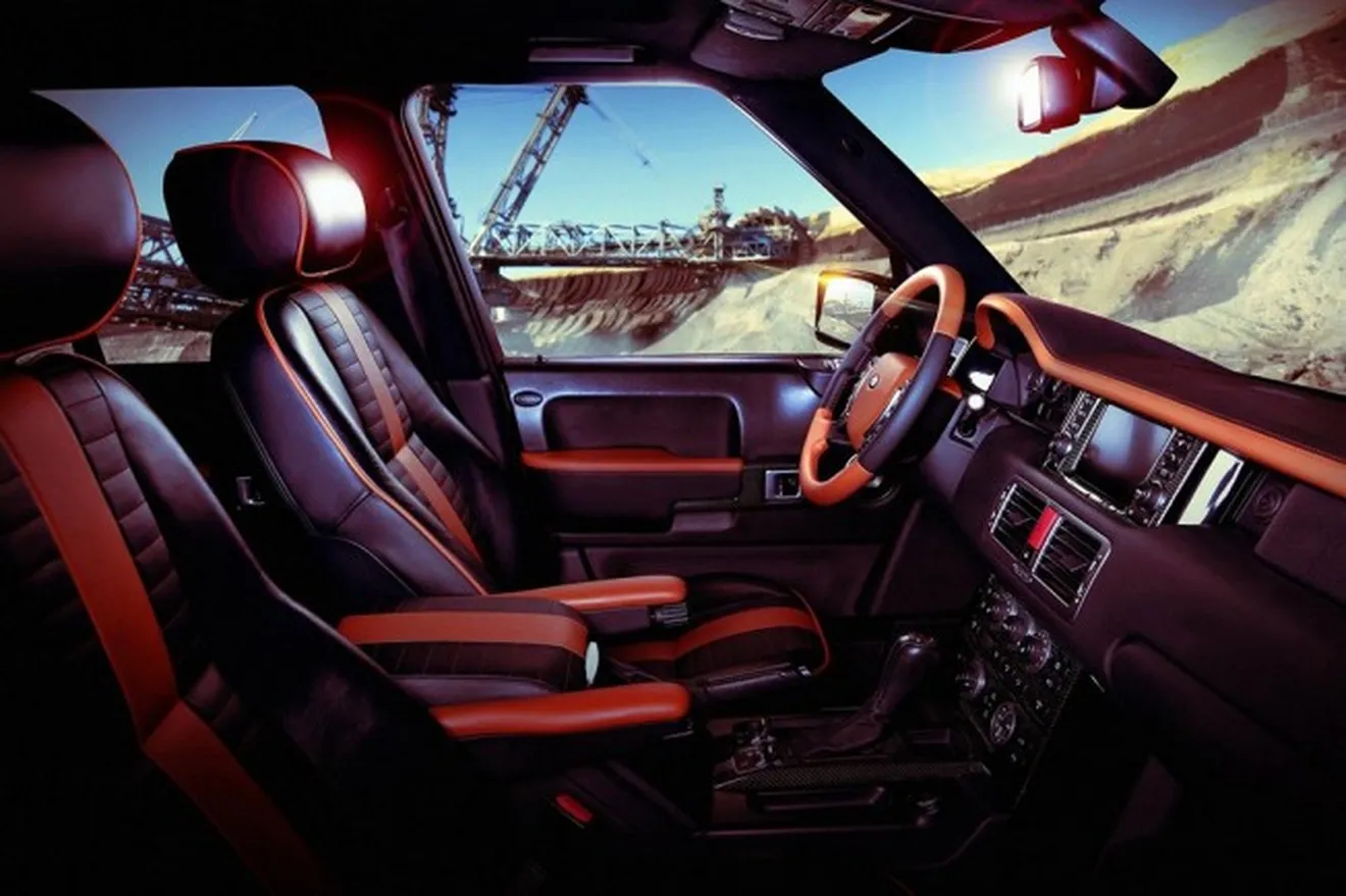 Carbon Motors Range Rover - interior