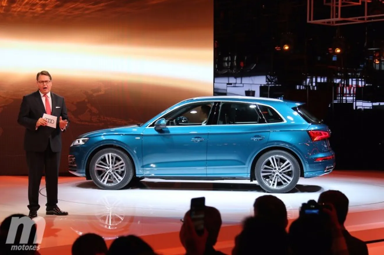 Audi Q5 2017 - lateral