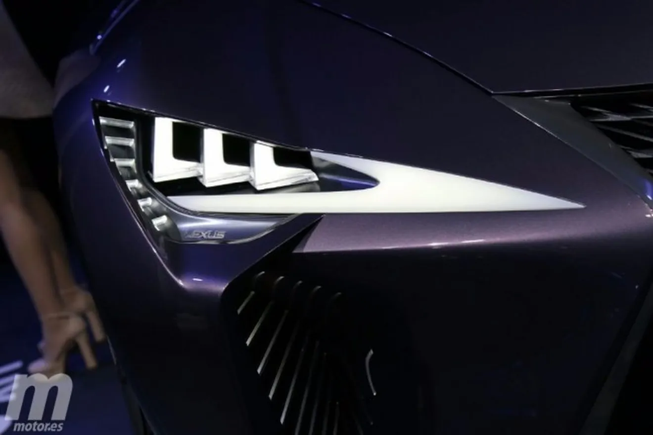 Lexus UX Concept - frontal