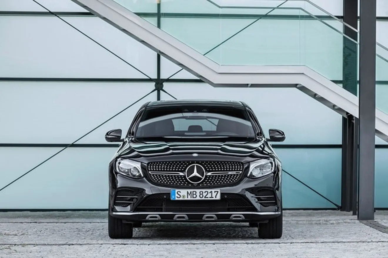 Mercedes-AMG GLC 43 4MATIC Coupé - frontal