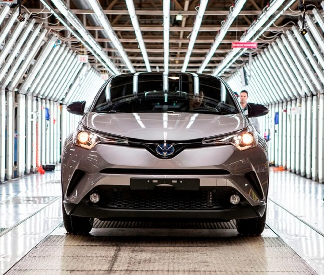 Toyota C-HR - producción