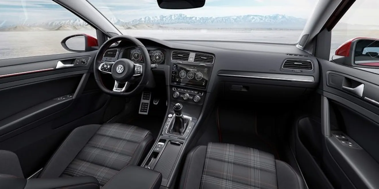 Volkswagen Golf GTI 2017 - interior