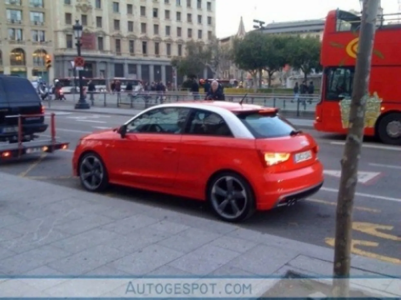 Audi A1 S rodando por las calles de Barcelona