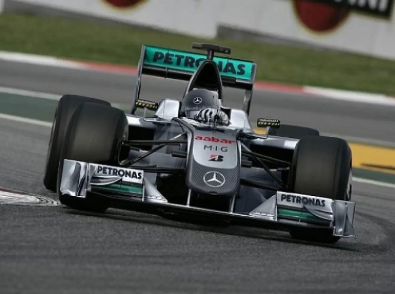 El Mercedes-Petronas RB1 será presentado en Stuttgart
