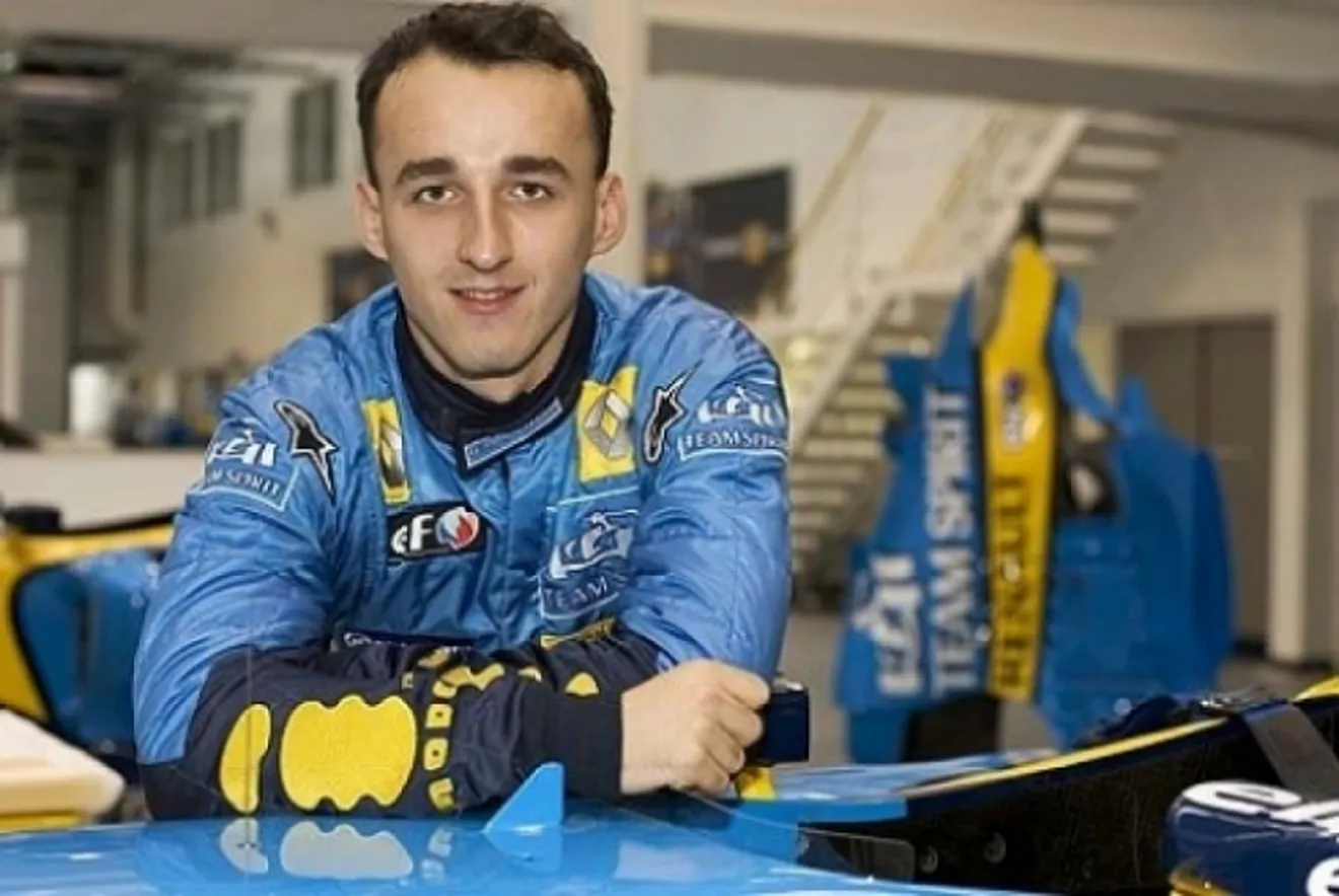 Kubica mantiene su contrato con Renault