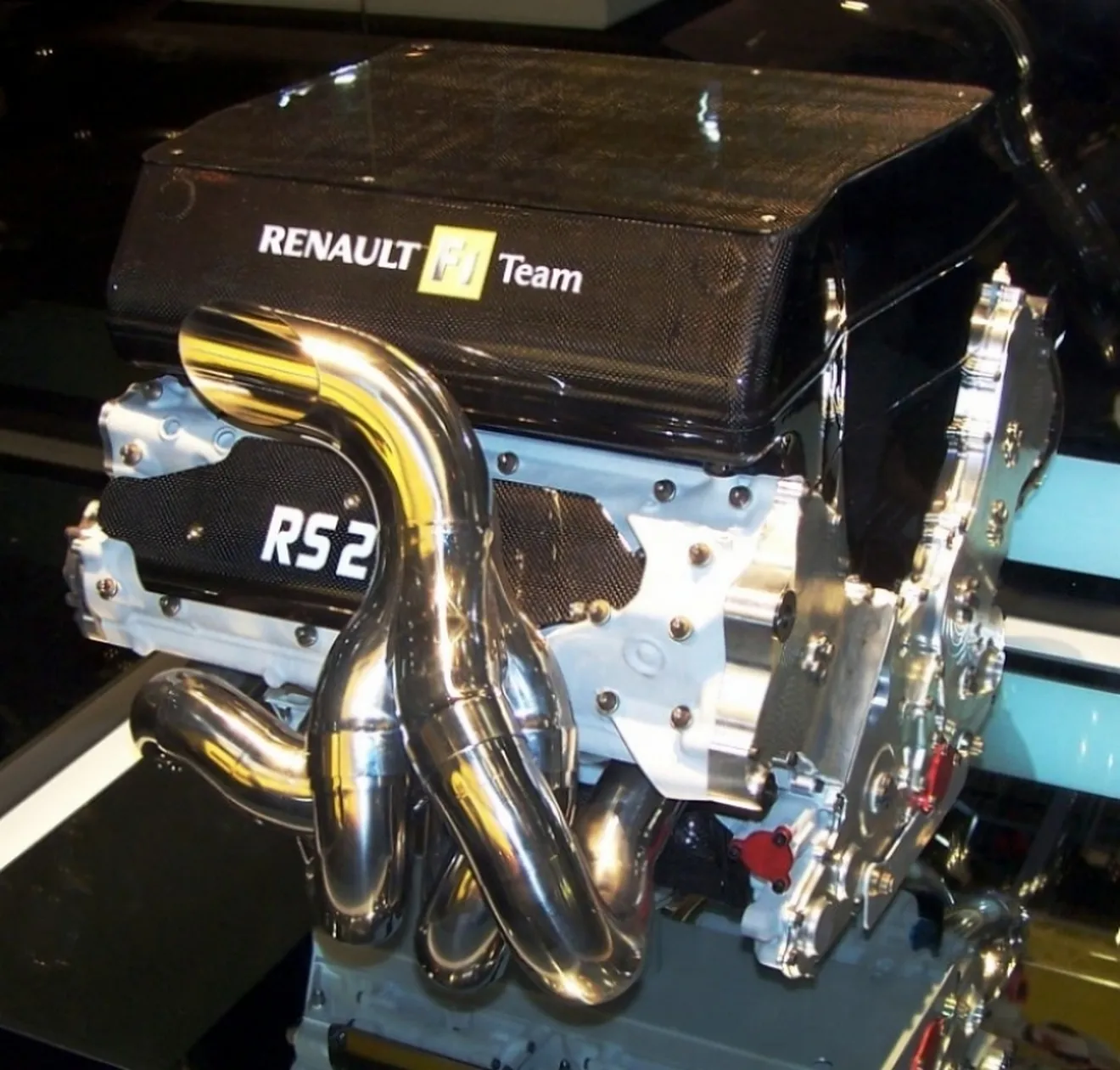 La FIA autoriza a Renault a modificar el motor