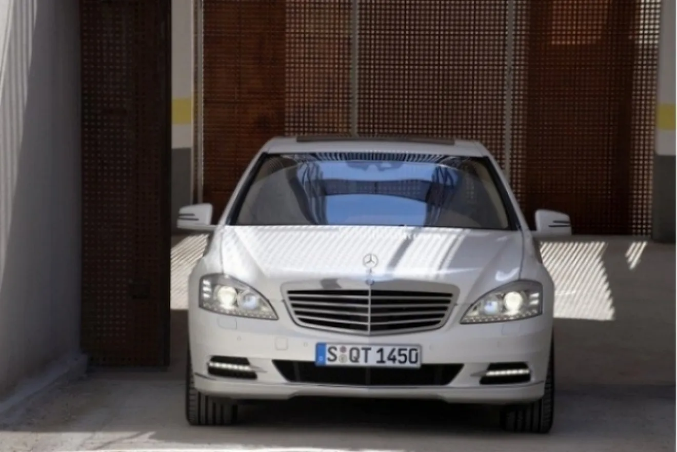 Mercedes Benz Clase S estrenaría motor en 2011