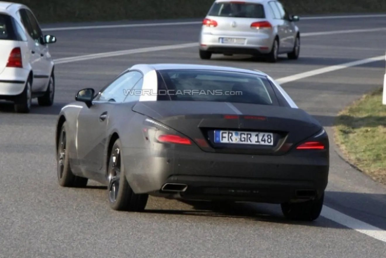 Mercedes Benz SL 2012 comienza sus pruebas en Nürbrurgring, imágenes espía
