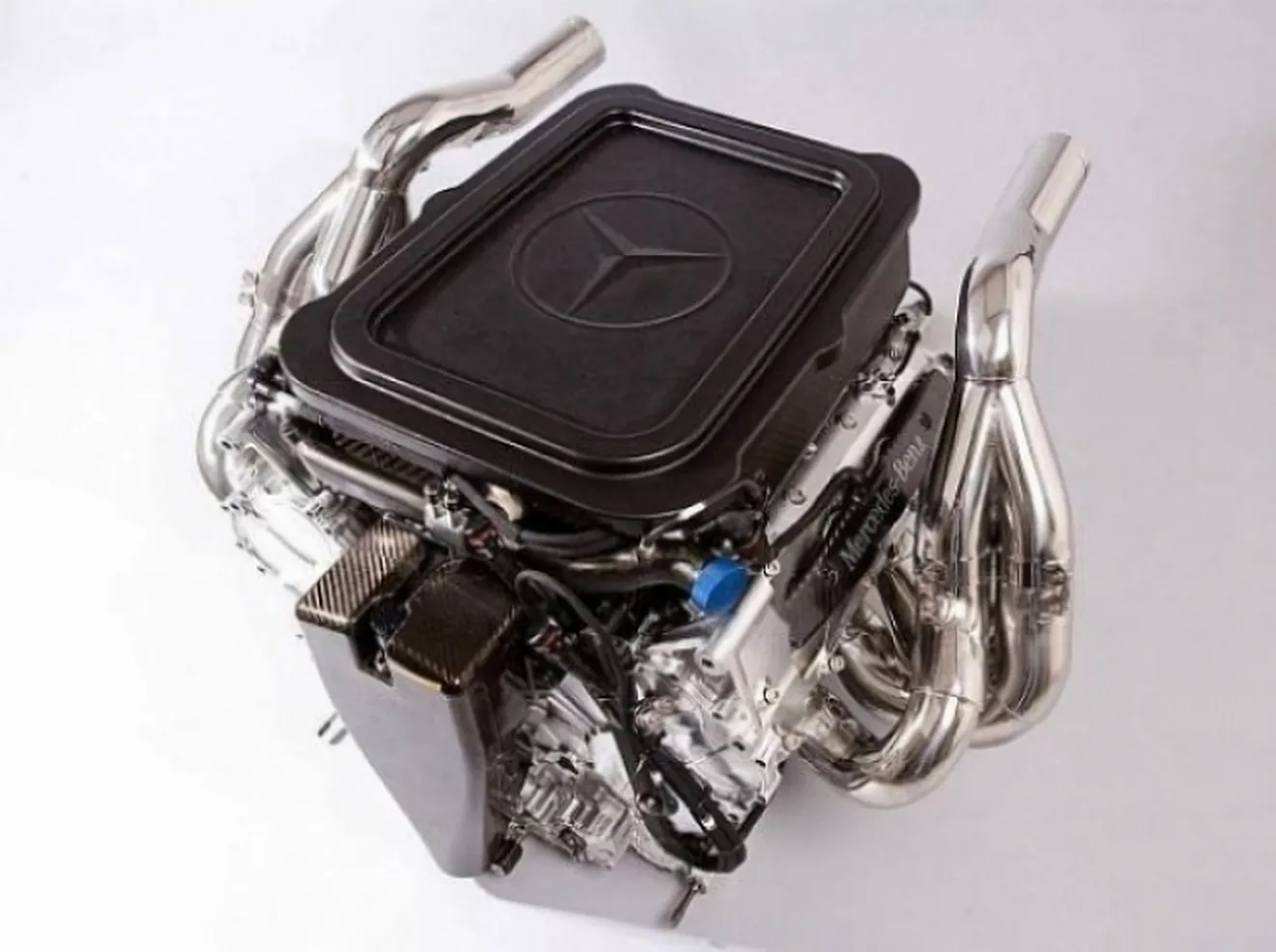 Mercedes: costes más elevados a pesar de la homologación de motores