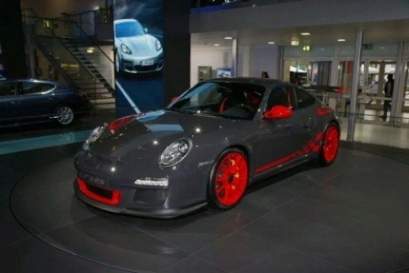 Porsche 911 GT3 RS en su camino al Salón de Frankfurt