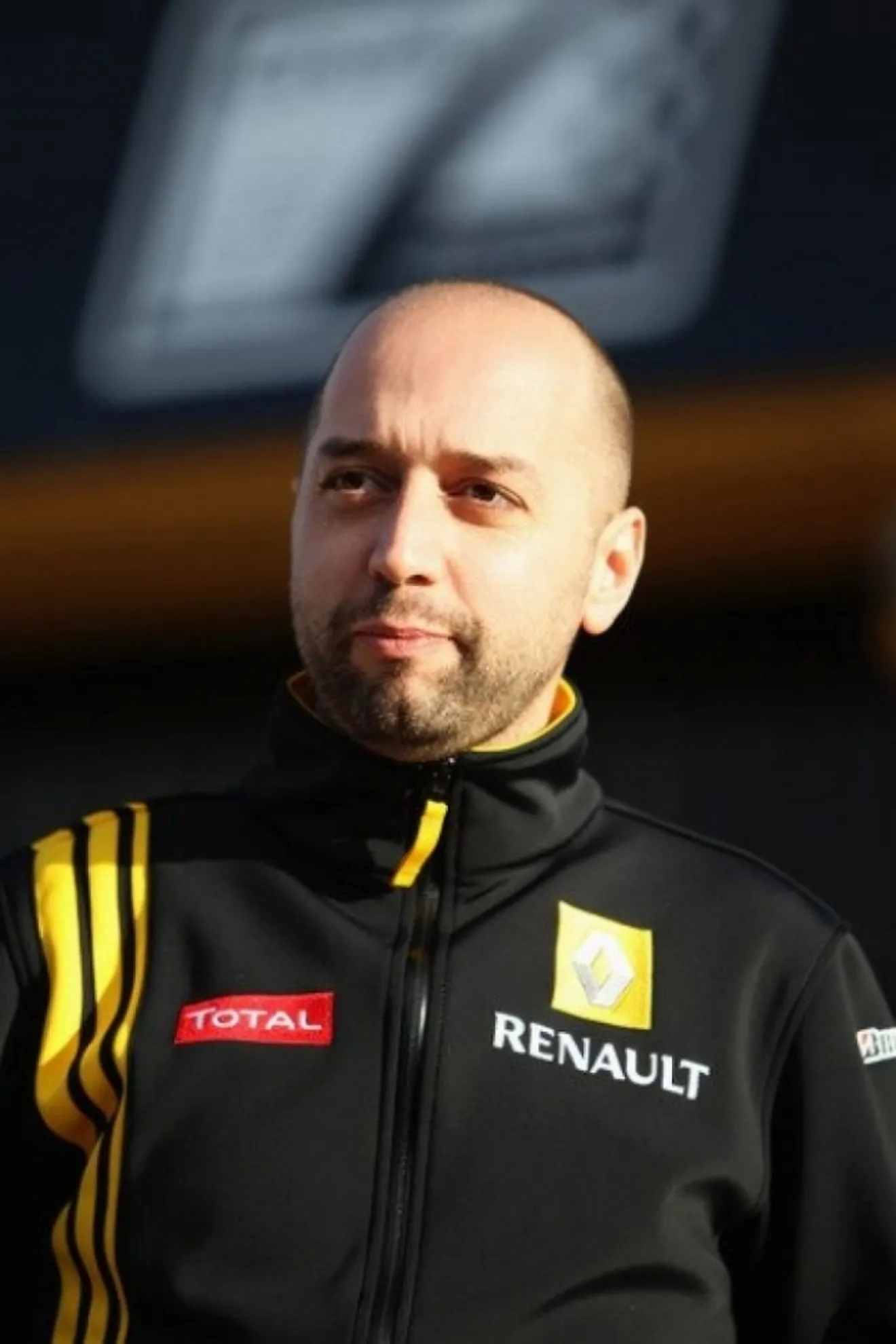 Renault: López quiere un sustituto con experiencia
