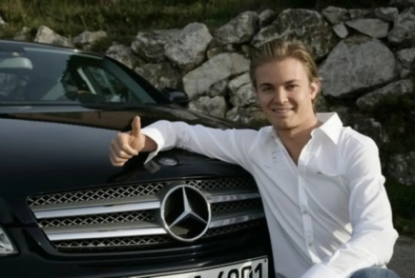 Rosberg quiere a Schumi de compañero de equipo
