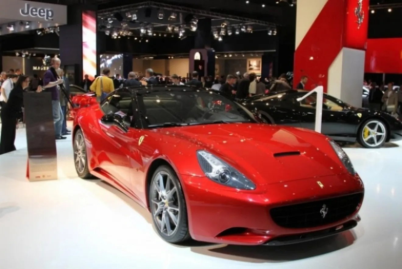 Salón de París 2010, Ferrari Aperta SA presentado