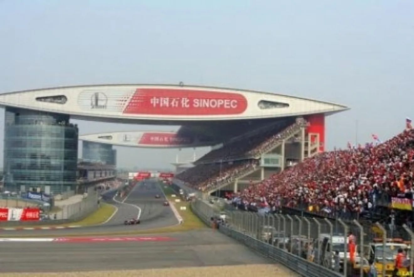 Se hunden 3 curvas del circuito de Shanghai