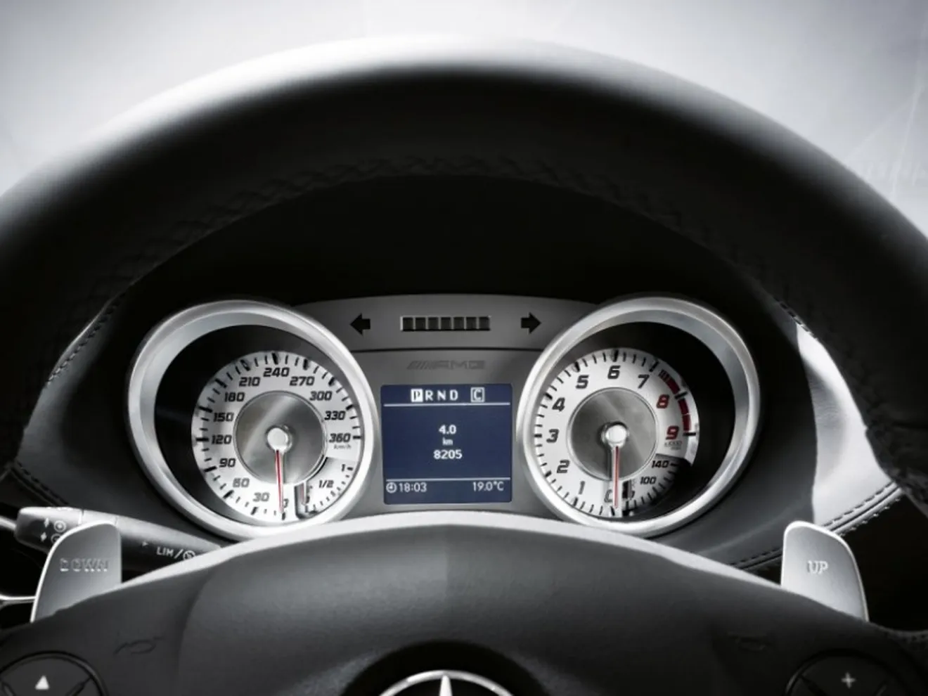 Todas las fotos y datos oficiales del nuevo Mercedes-Benz SLS AMG Roadster