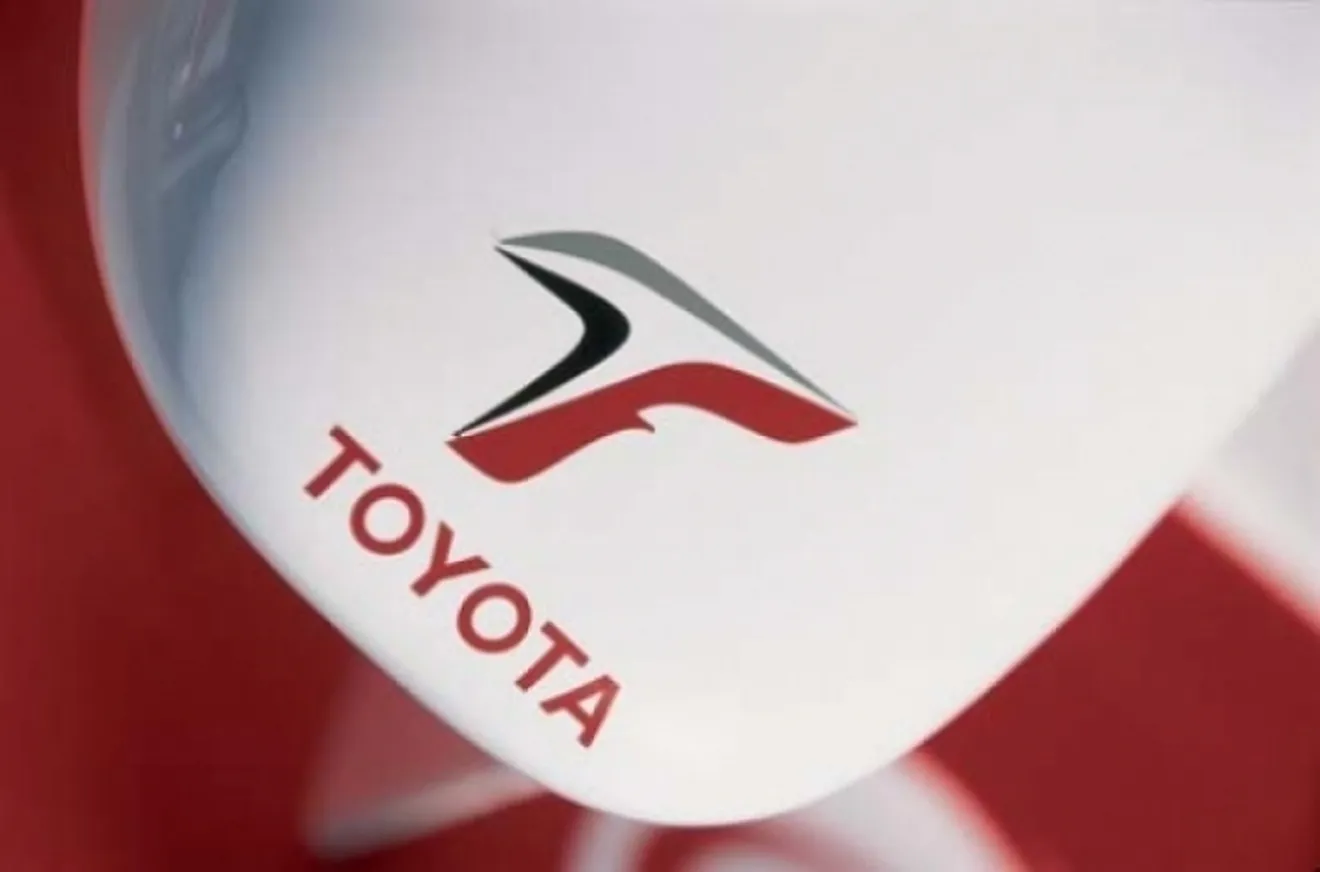 Toyota muestra interés en fichar a Kubica y Raikkonen