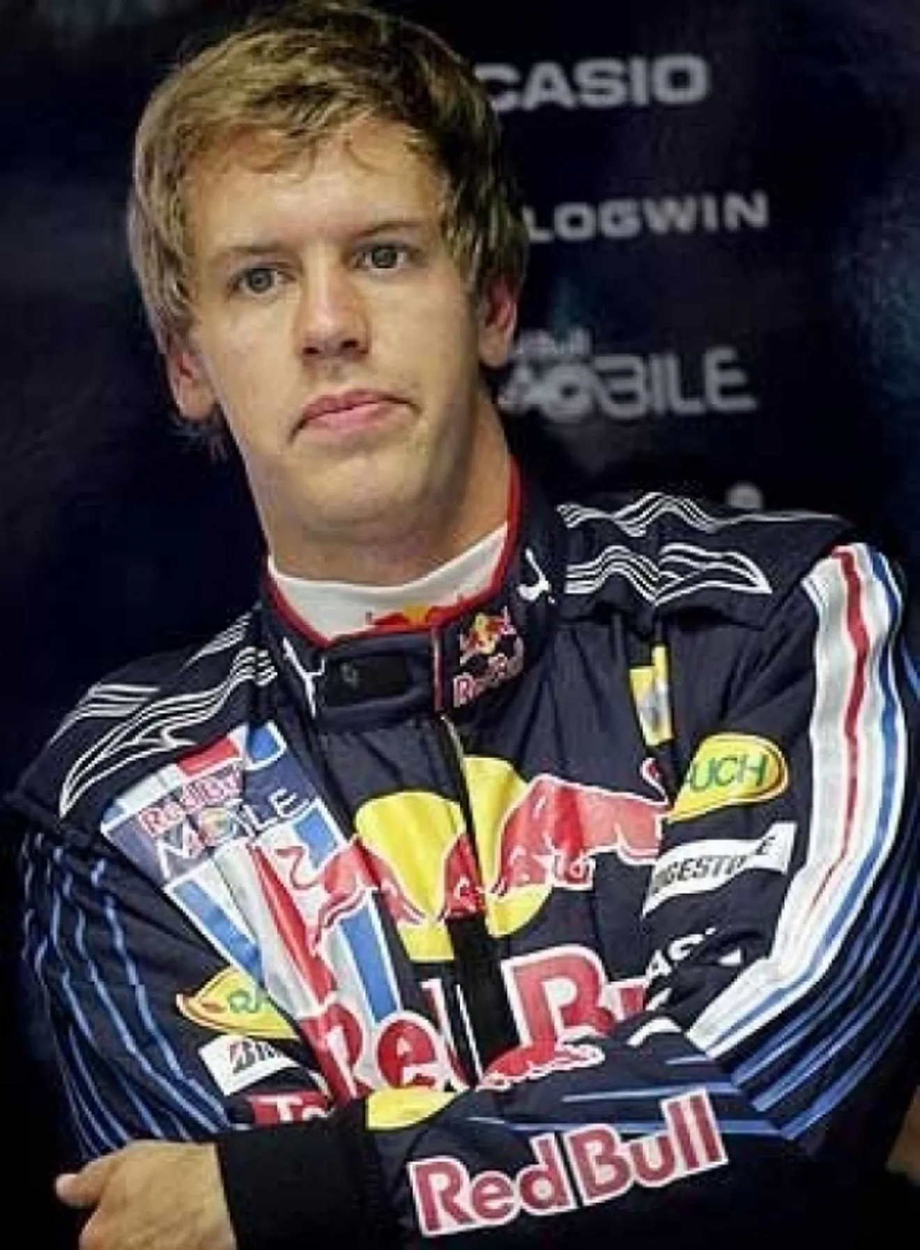 Vettel alarga su contrato con Red Bull hasta 2014