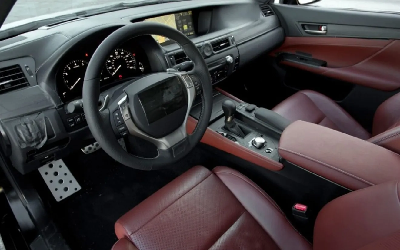 Fotos espía del interior del Lexus GS 2012