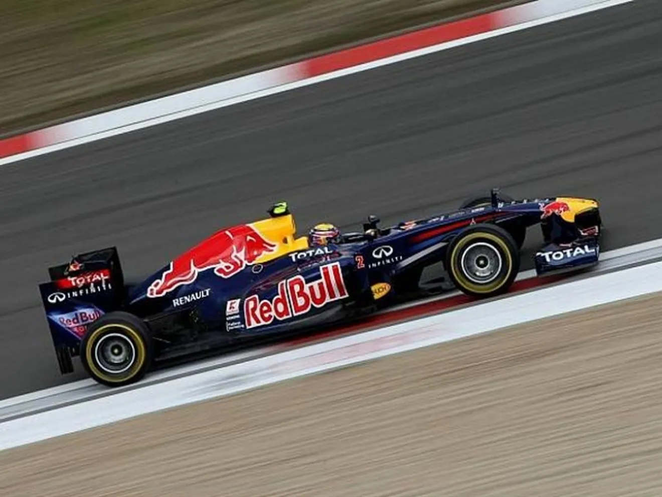 GP Alemania 2011, Libres 2, Webber logra el mejor tiempo, Alonso queda segundo