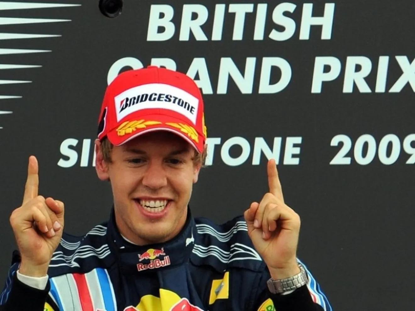 Vettel se alegra de que llegue Silverstone y no teme la prohibición de los escapes