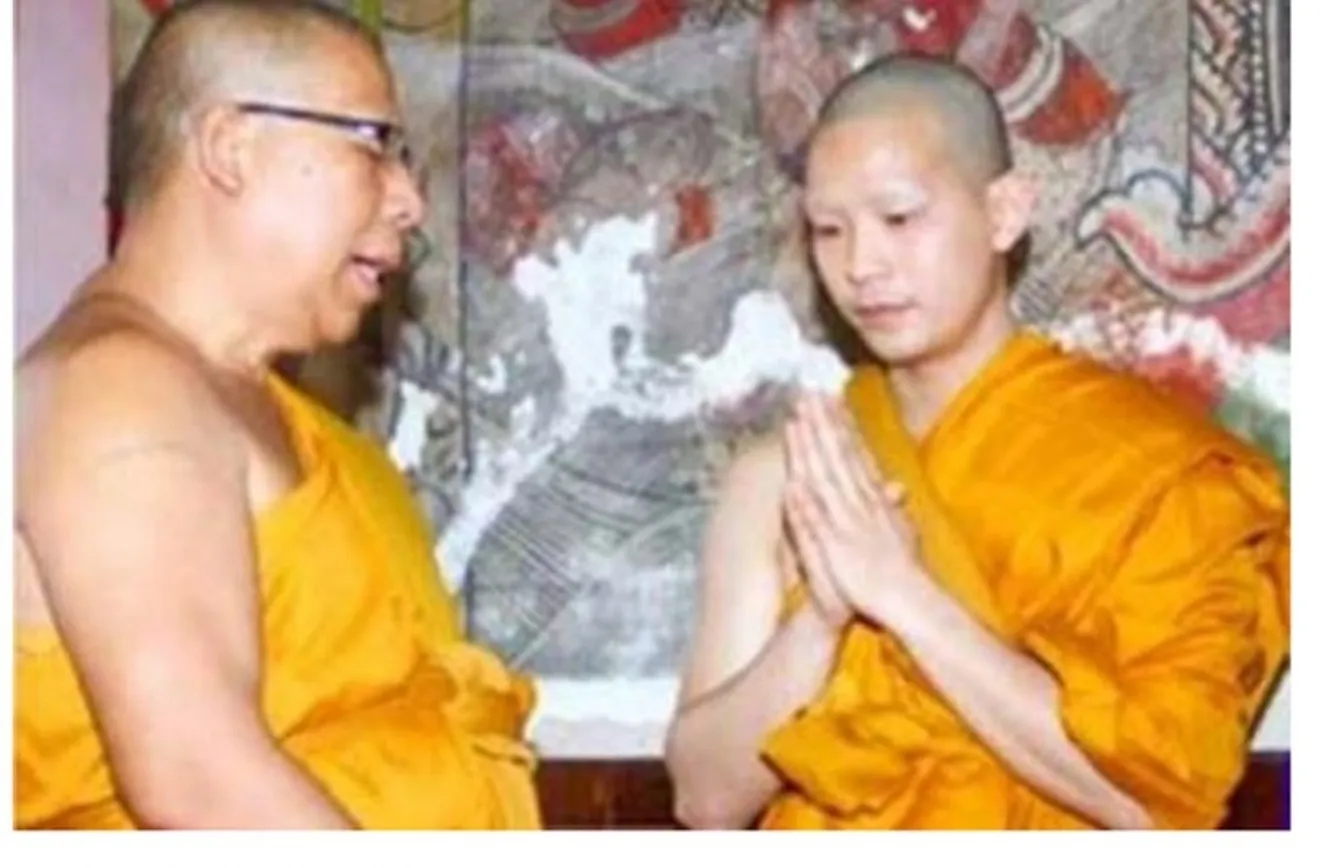 Wilairot de monje budista por quince días