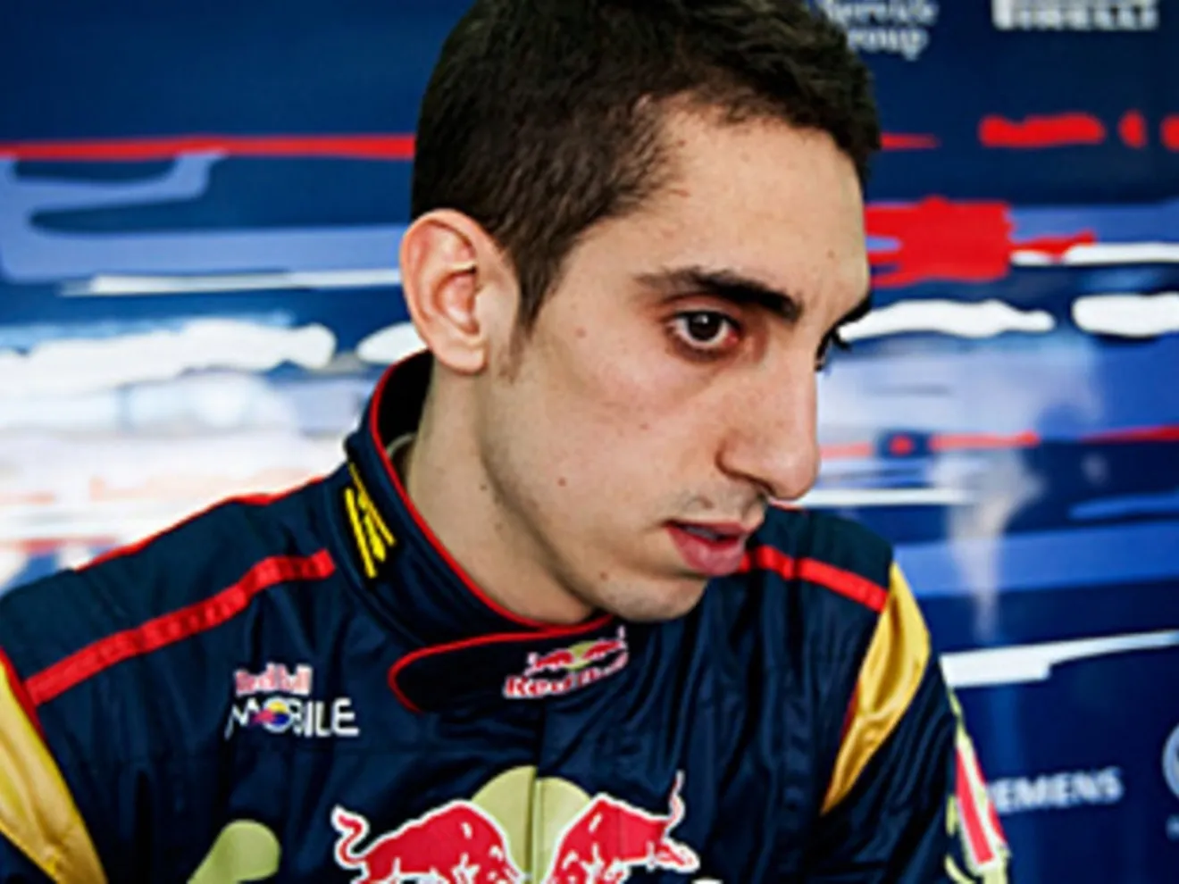 Buemi se queda en Red Bull como tercer piloto