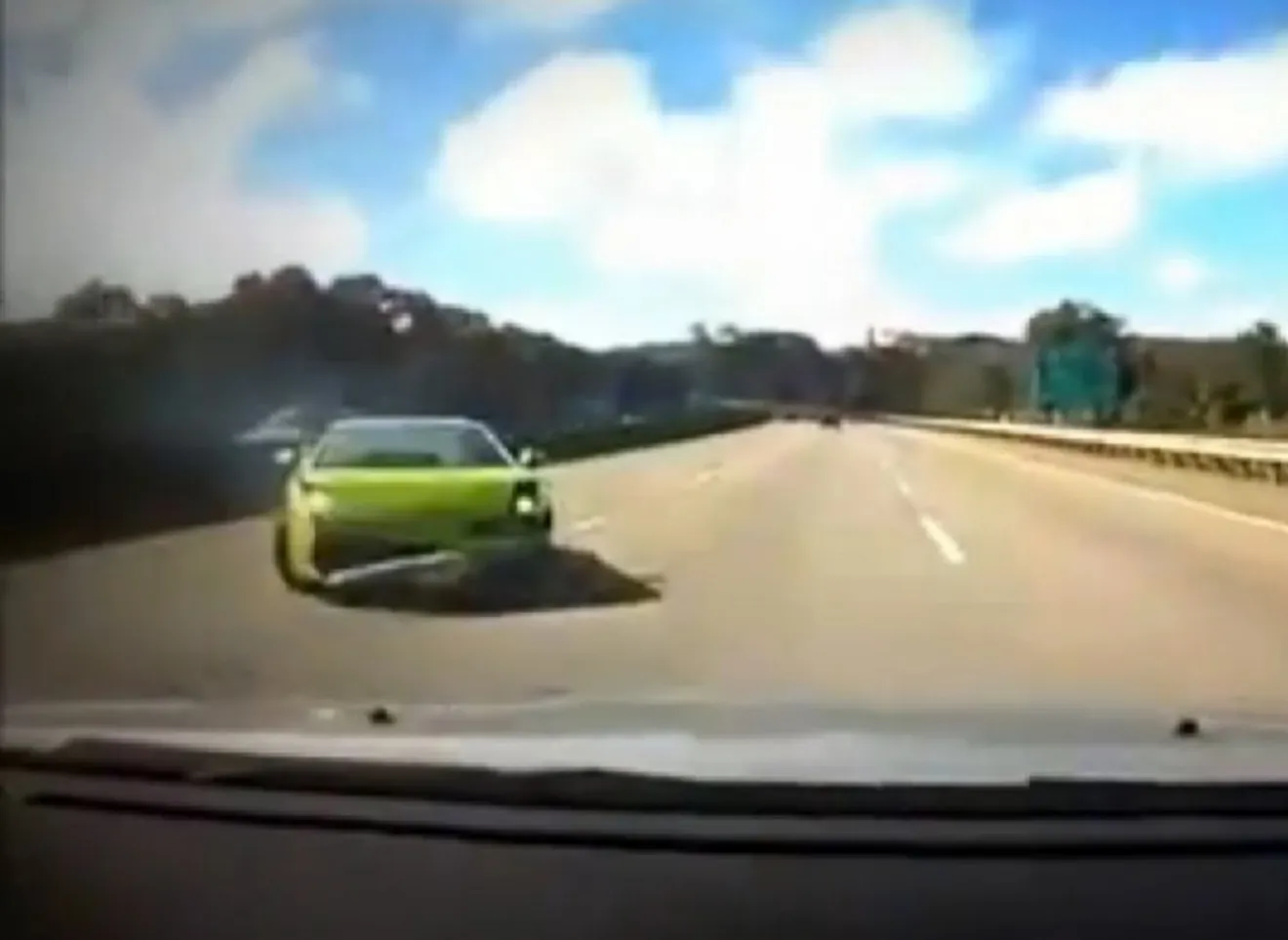 Cómo accidentar un Lamborghini Gallardo por picarse en la autopista