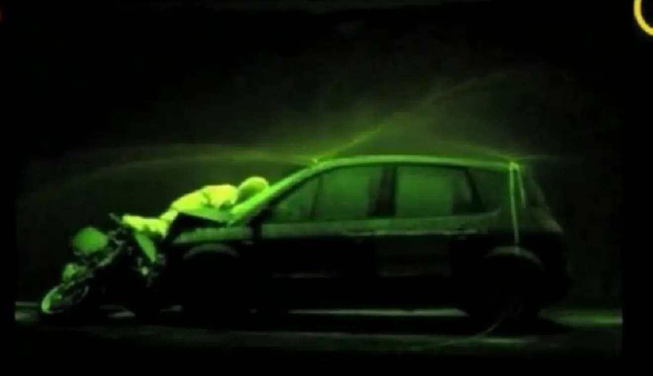 Salón de Madrid 2012: pintura fluorescente en caso de accidente para evitar posibles colisiones en cadena