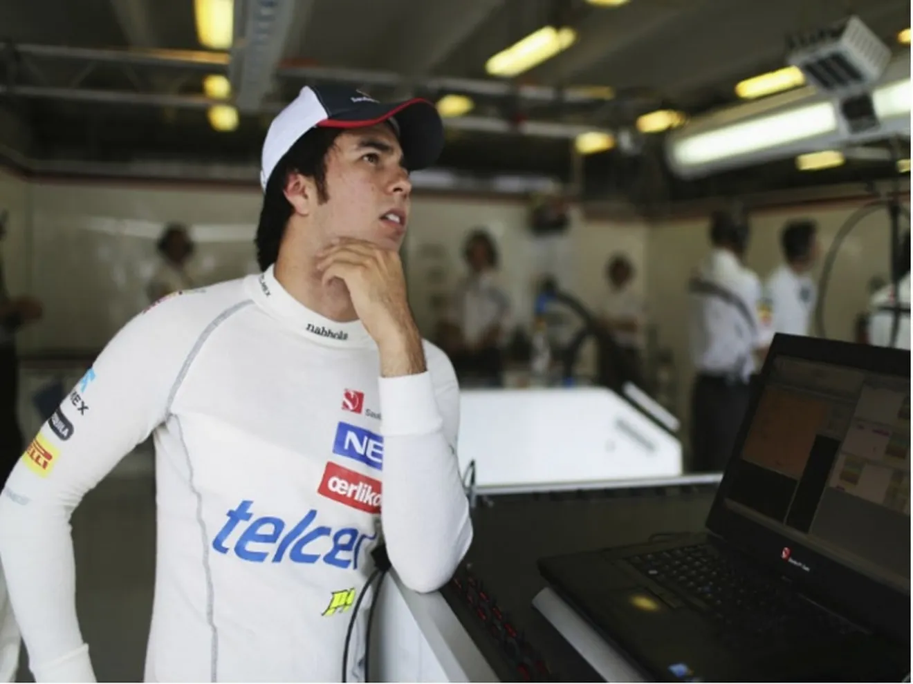 Checo Pérez decidirá pronto su futuro, Ferrari, Sauber... ¿u otro equipo?