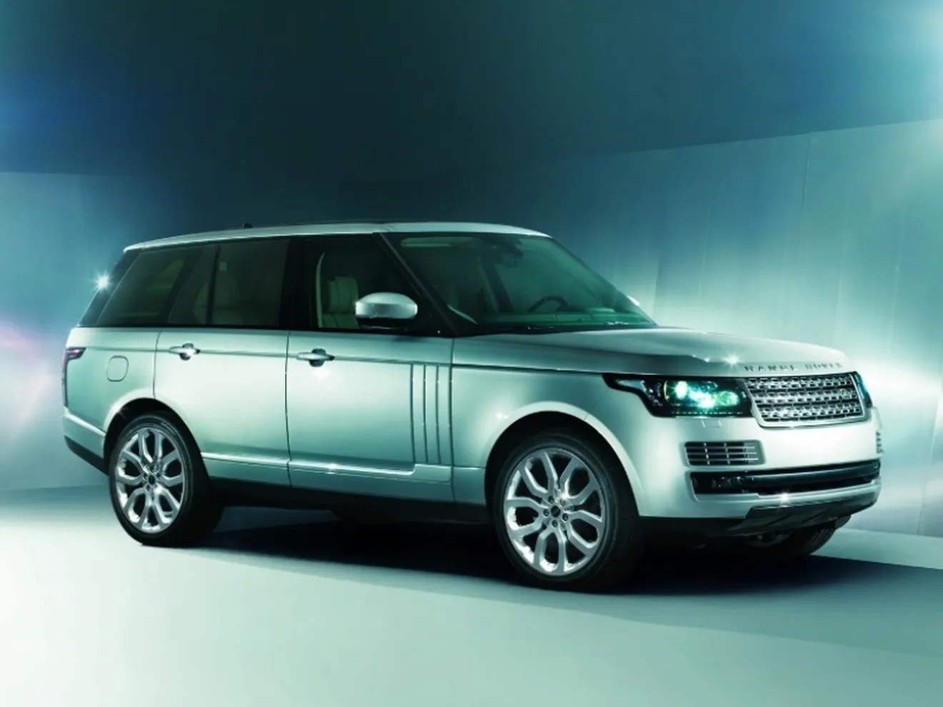 Se filtra el Range Rover 2013 en todo su esplendor
