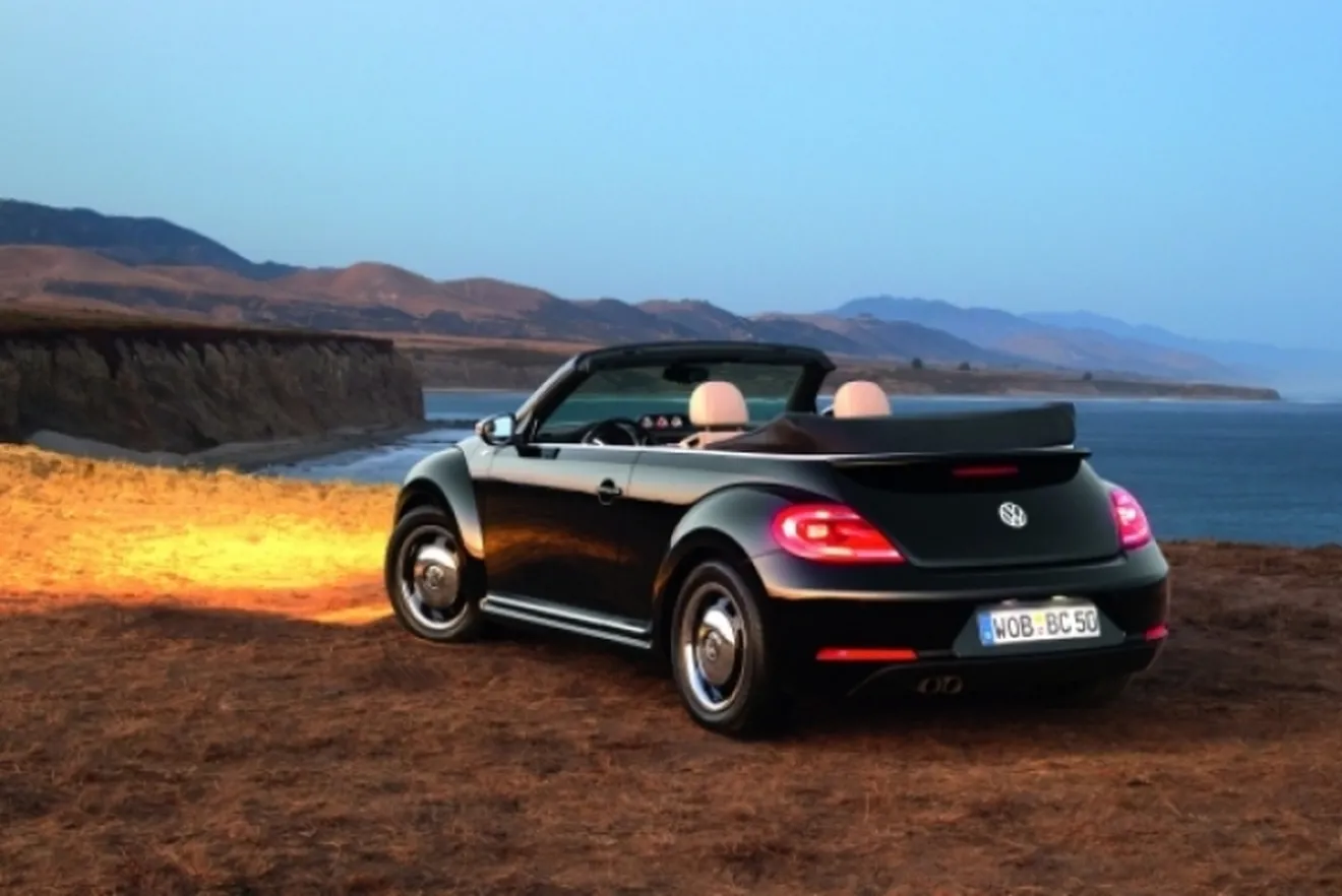 Volkswagen Cabriolet 2013, renovando un objeto de culto
