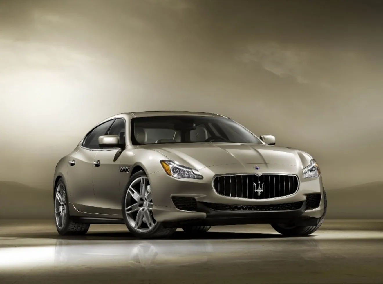 Maserati Quattroporte 2013, ahora en vídeo