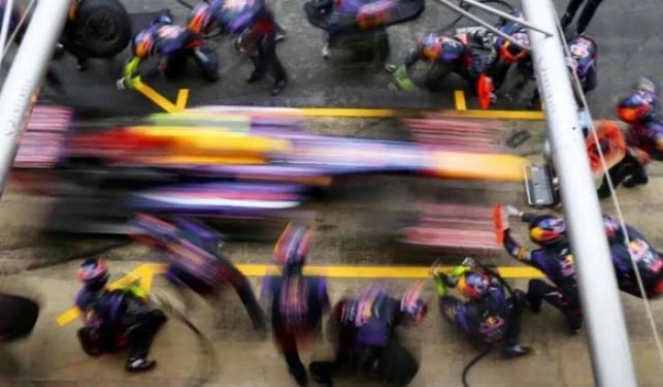 Red Bull bate hasta cinco veces el pitstop más rápido de la historia